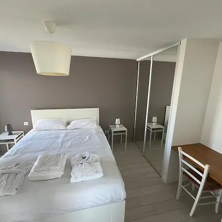 Vue Panoramique Avec Jacuzzi Apartment *